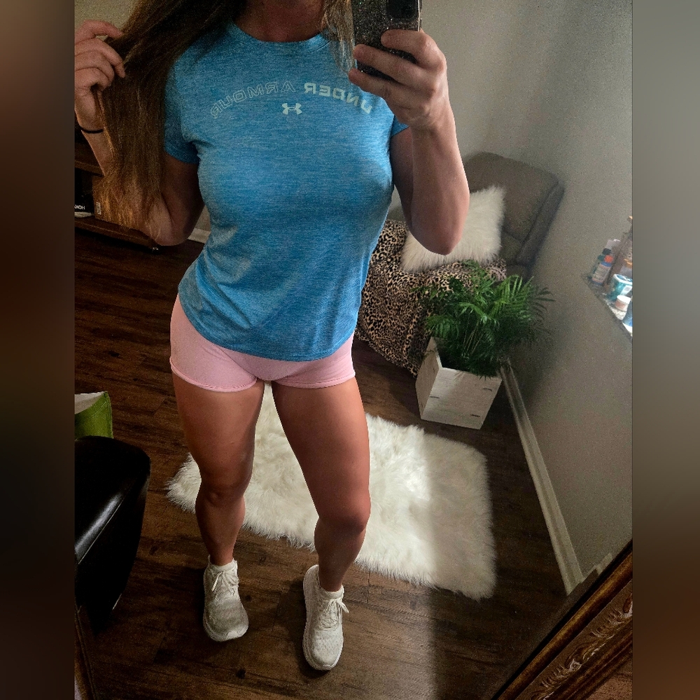 Under Armour Tee 💙